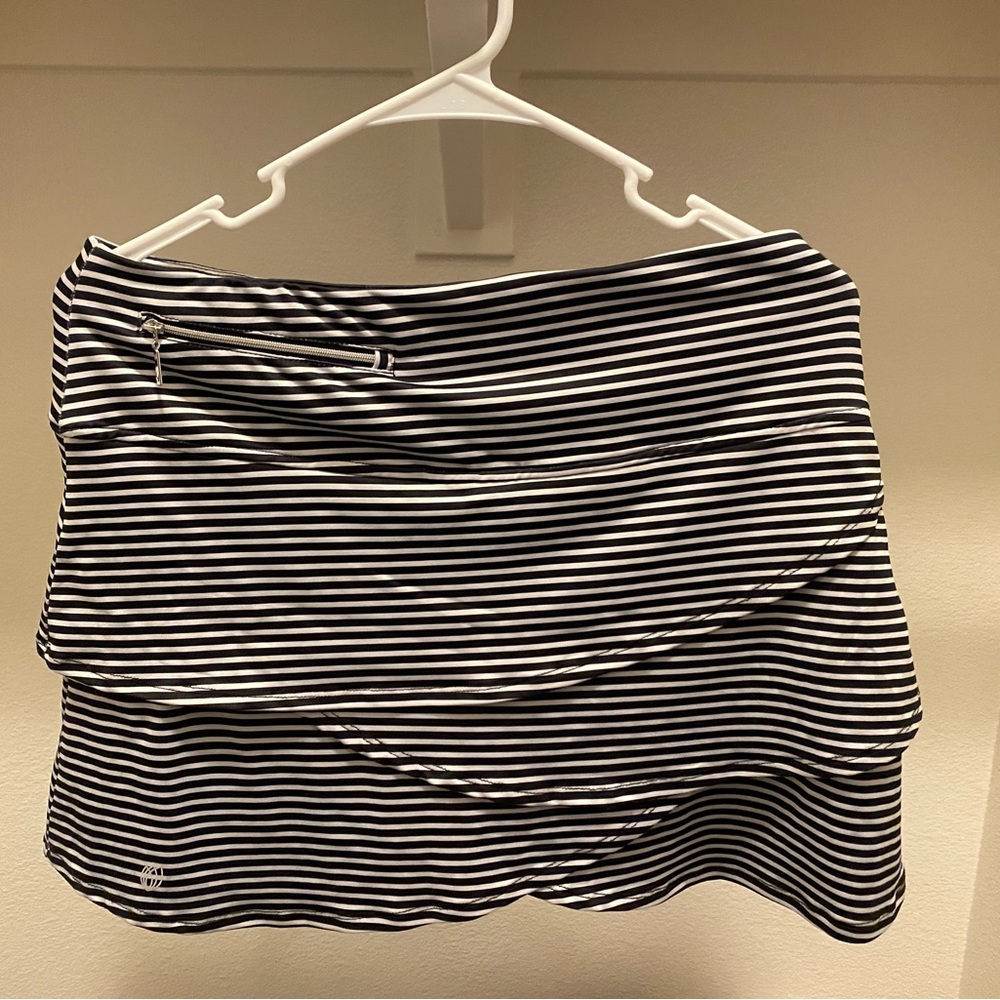 Ggblue black and white stripe skort